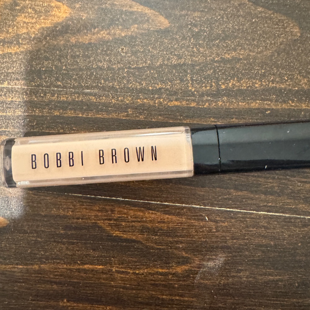 Never Used - Bobbi Brown Instant Full Cover Concealer - Ivory